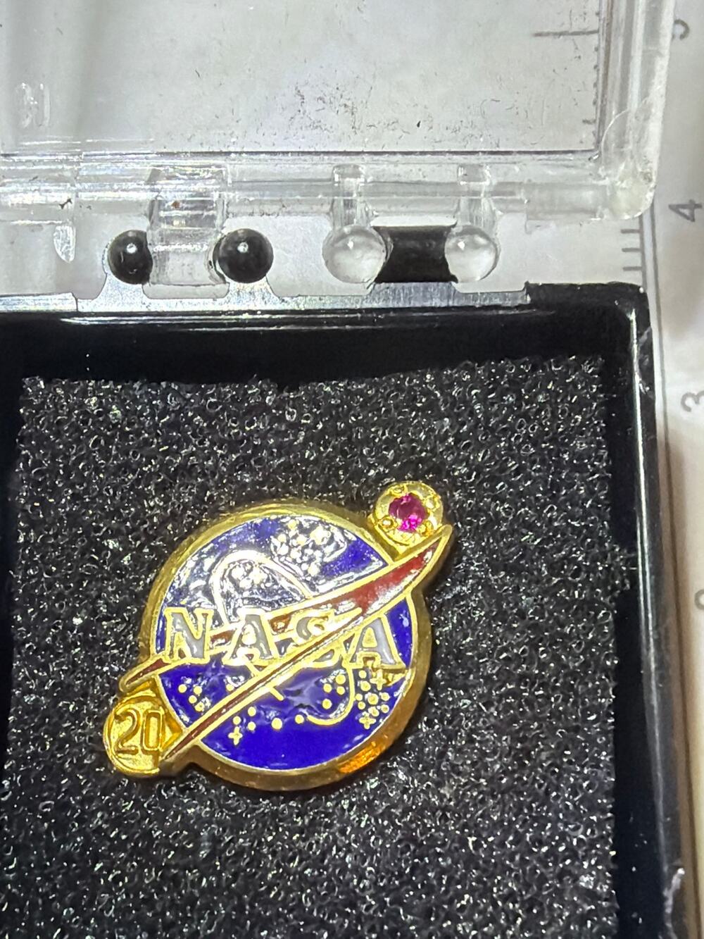 1978 NASA 20 Year Service Lapel Pin G27 Blue Enamel Gold Ruby Space Employee